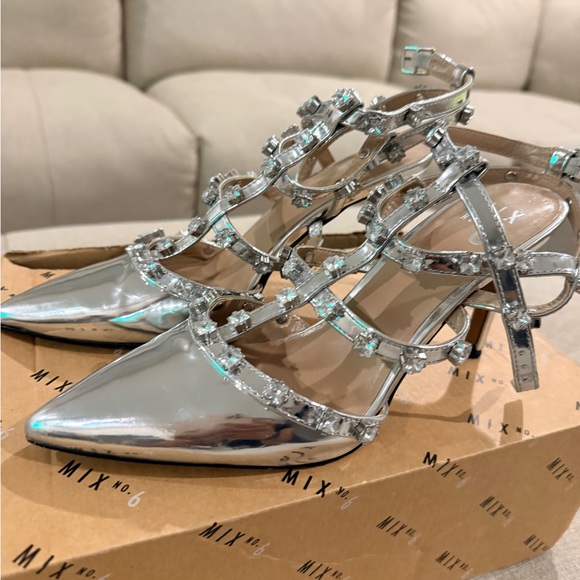 Stunning Silver Strappy Heels – Size 8 Mix No. 6 - Picture 9 of 12